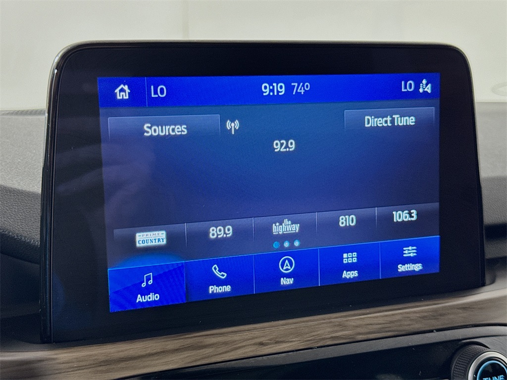 2020 Ford Escape Titanium photo 30