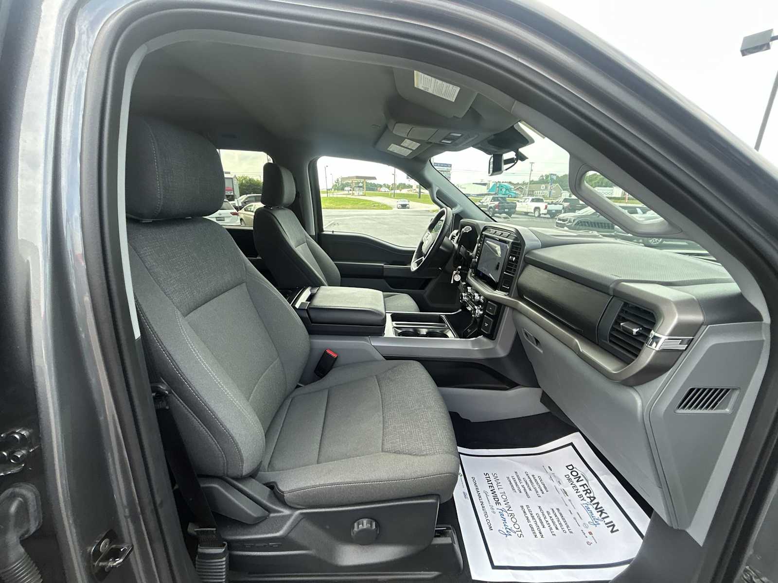 2024 Ford F-150 XLT photo 14