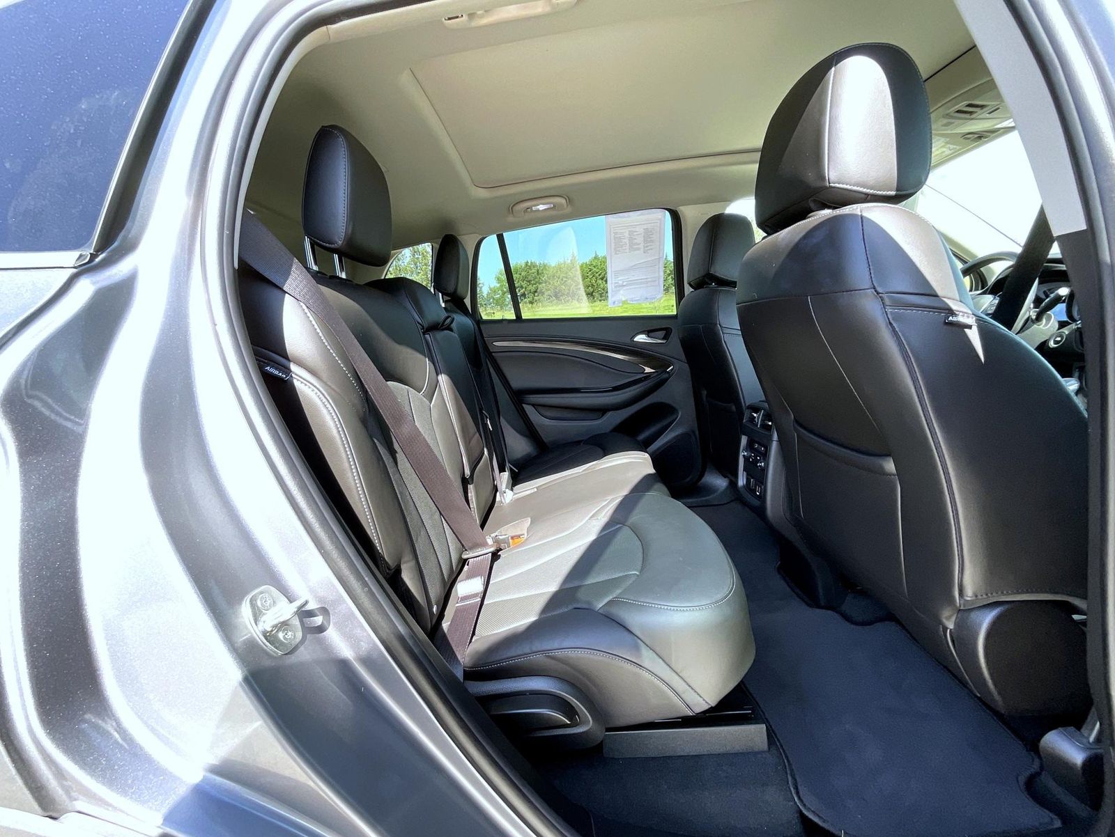 2019 Buick Envision Essence photo 19
