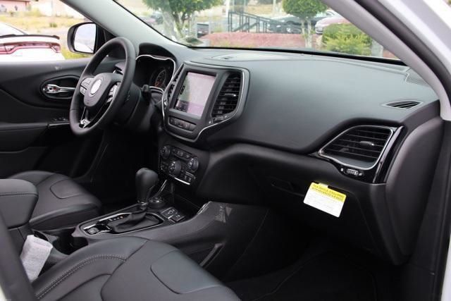 New 2023 Bright White Clear-Coat Exterior Paint Jeep Altitude Lux image 18