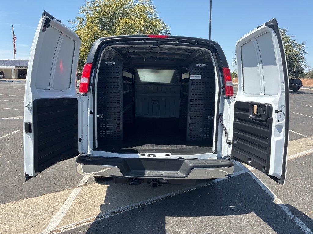 2025 Chevrolet Express Cargo 2500 Van photo 17