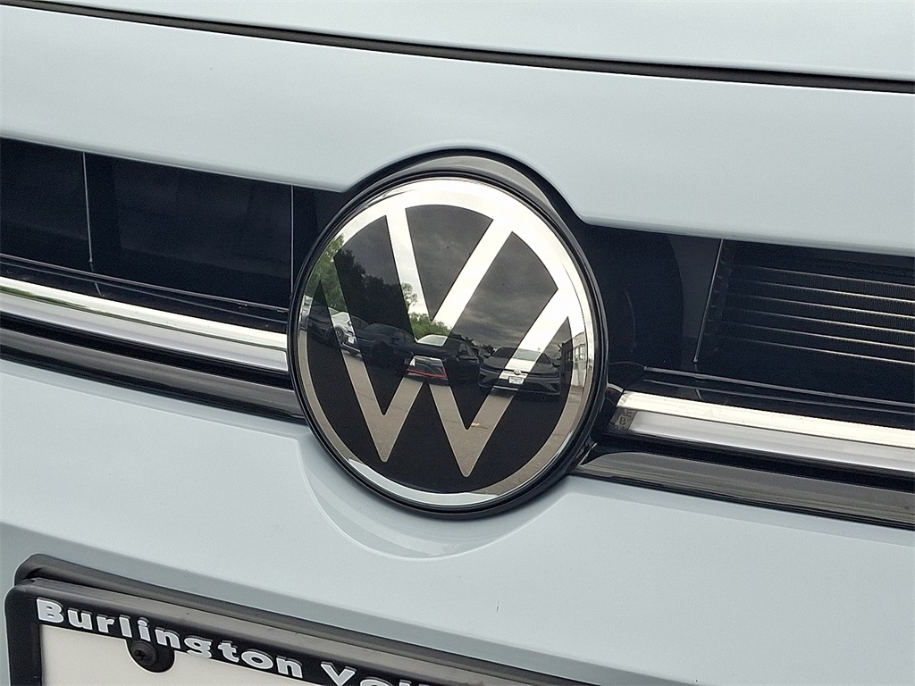 2025 Volkswagen Jetta 1.5T Sport photo 4