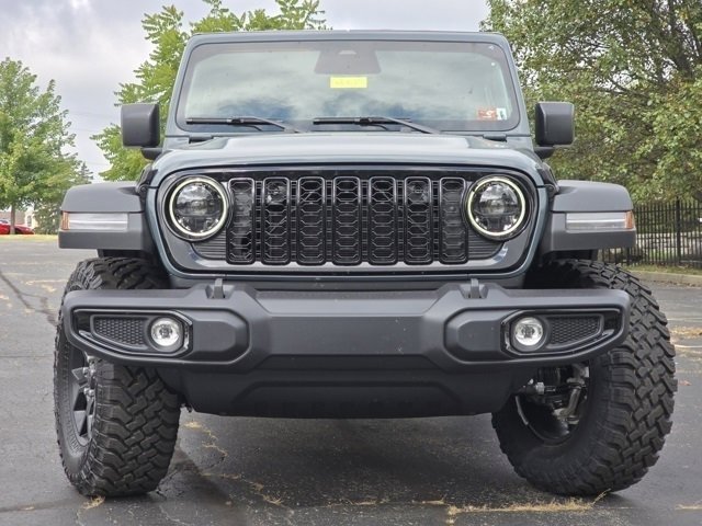 2025 Jeep Wrangler Willys photo 2