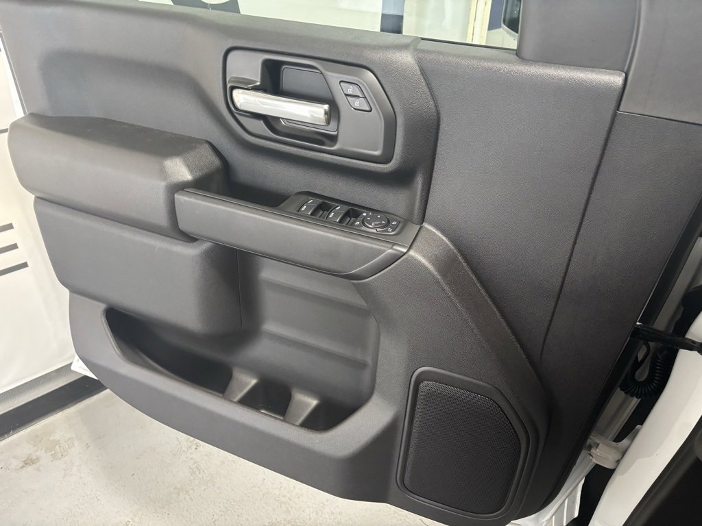 2024 Chevrolet Silverado 3500HD photo 10