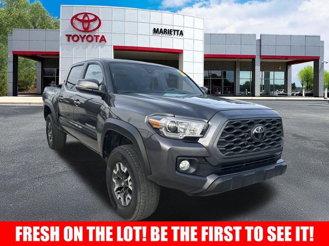 2021 Toyota Tacoma SR5's photo