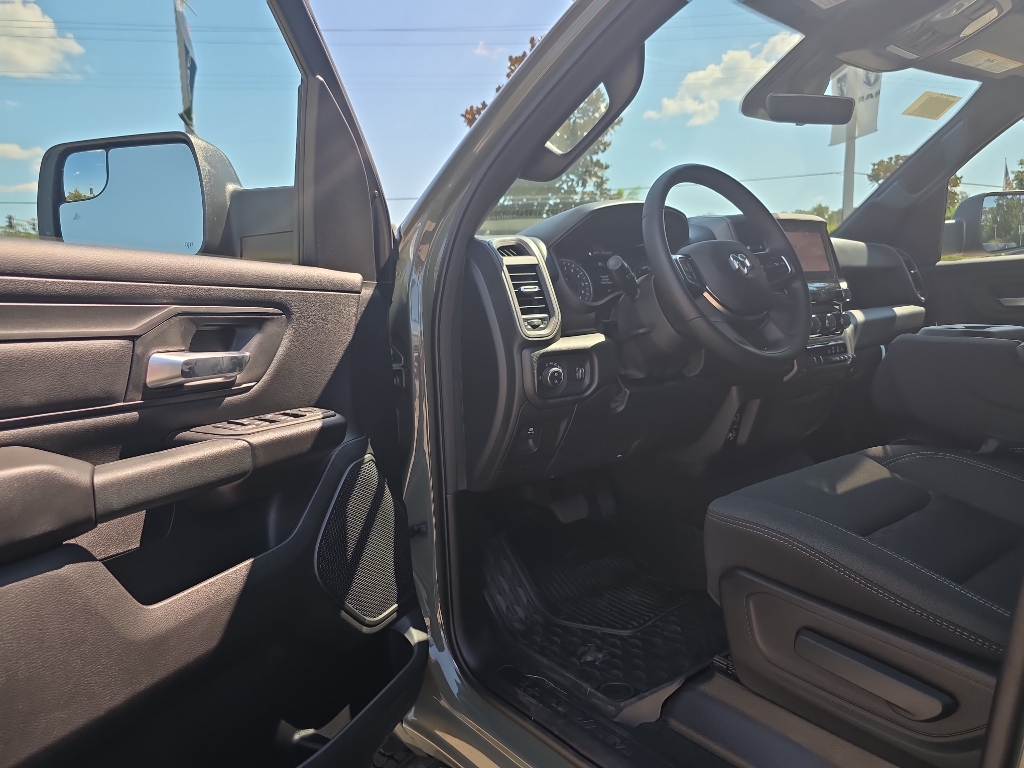 2026 Ram 1500 Warlock photo 12