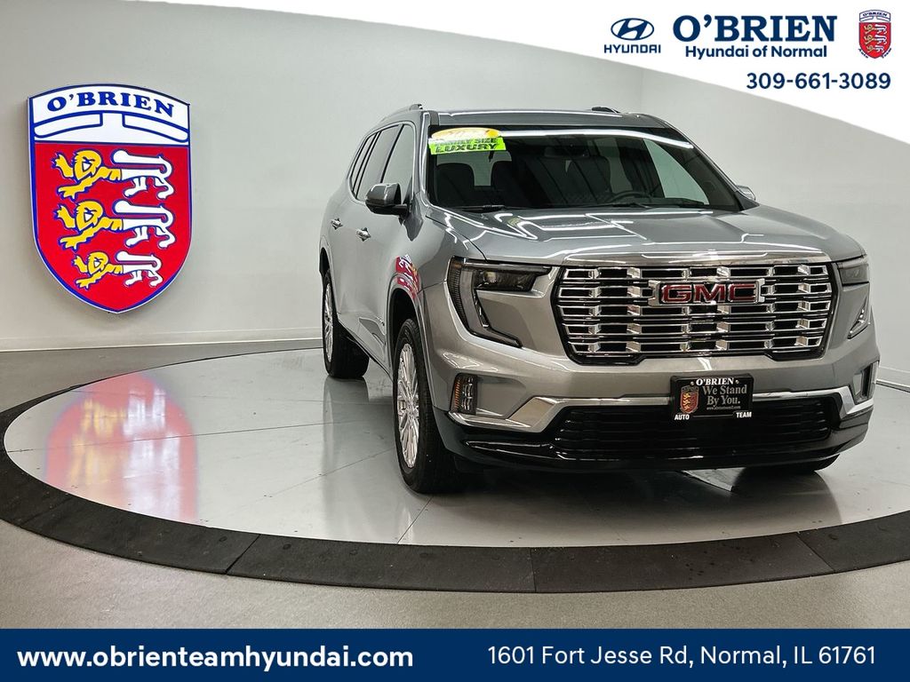 2024 GMC Acadia Denali's photo