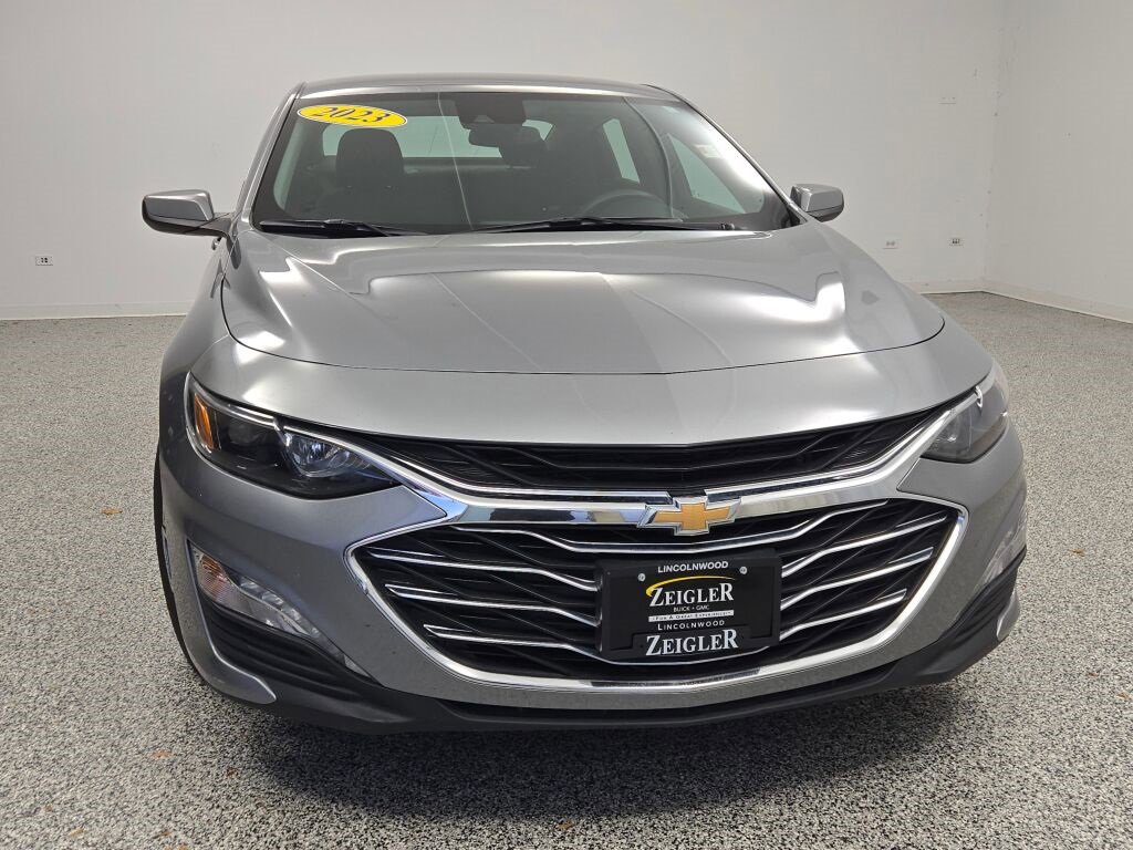 2023 Chevrolet Malibu 1LT photo 3