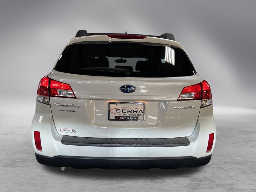 2014 Subaru Outback 2.5i Premium photo 4