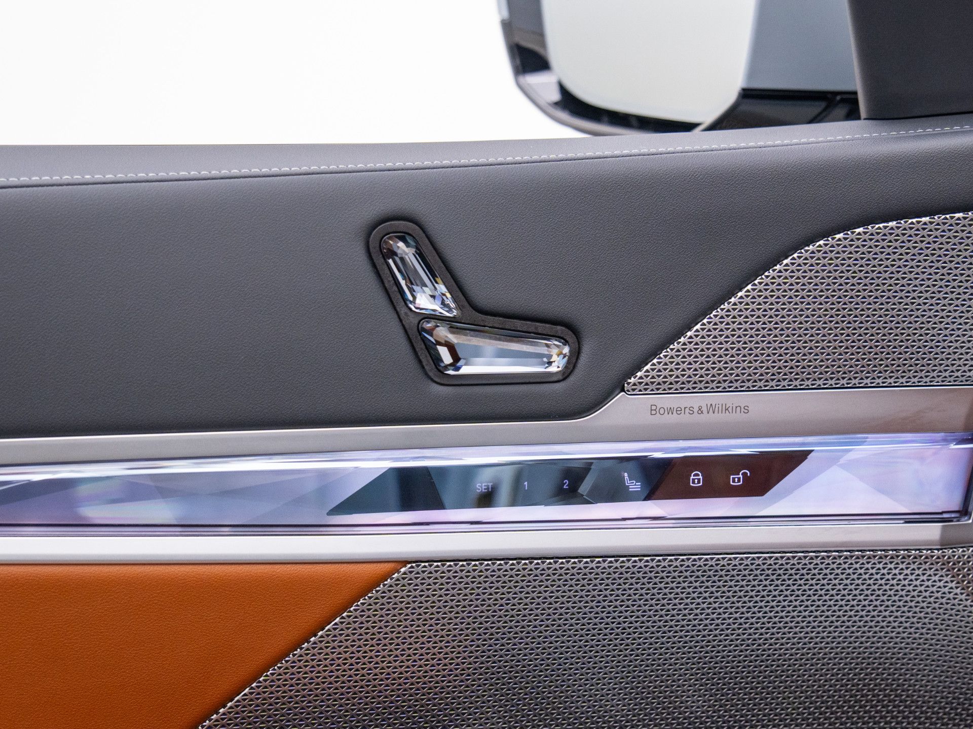 New 2025 Brooklyn Grey Metallic BMW 760i xDrive image 14