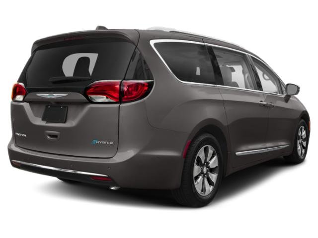 Used 2018 Chrysler Pacifica Hybrid Touring L with VIN 2C4RC1L77JR164379 for sale in Saint Cloud, Minnesota
