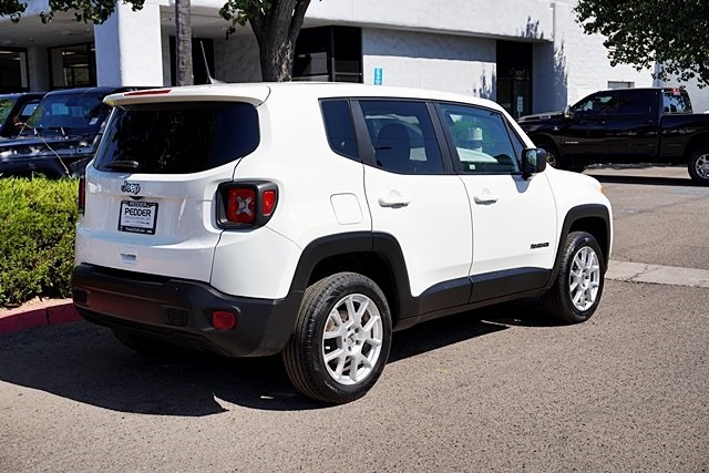 2023 Jeep Renegade Latitude Upland photo 7