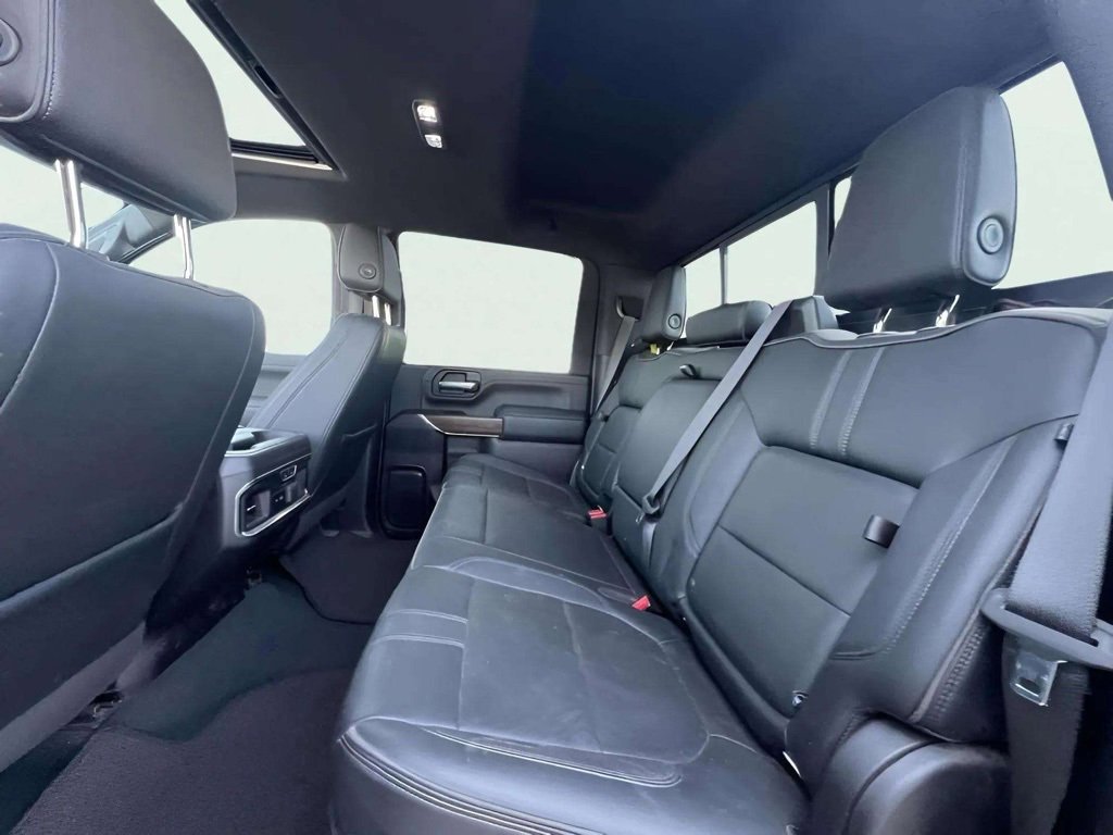2023 Chevrolet Silverado 2500HD High Country photo 18