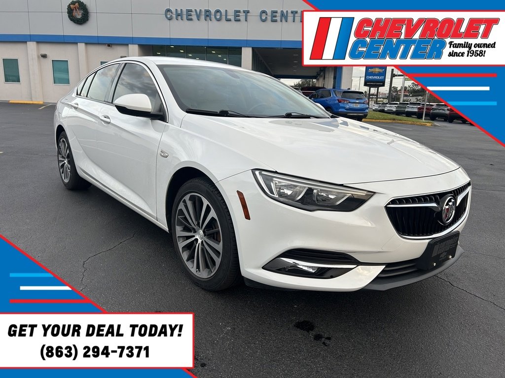 2018 Buick Regal Sportback Preferred II's photo