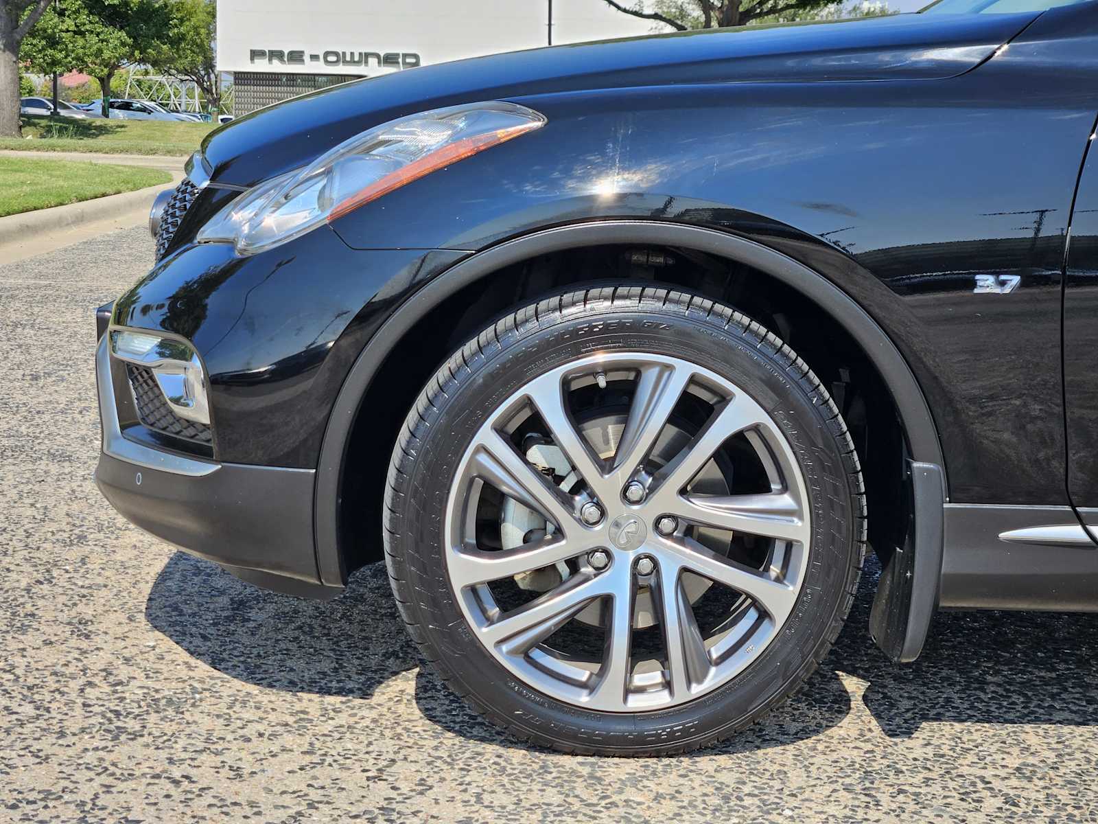 2017 Infiniti QX50 photo 7