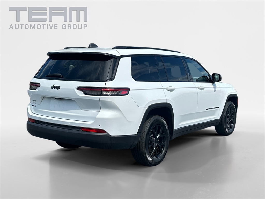 2024 Jeep Grand Cherokee Altitude photo 5