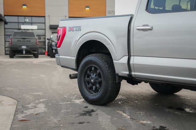2021 Ford F-150 XLT photo 4