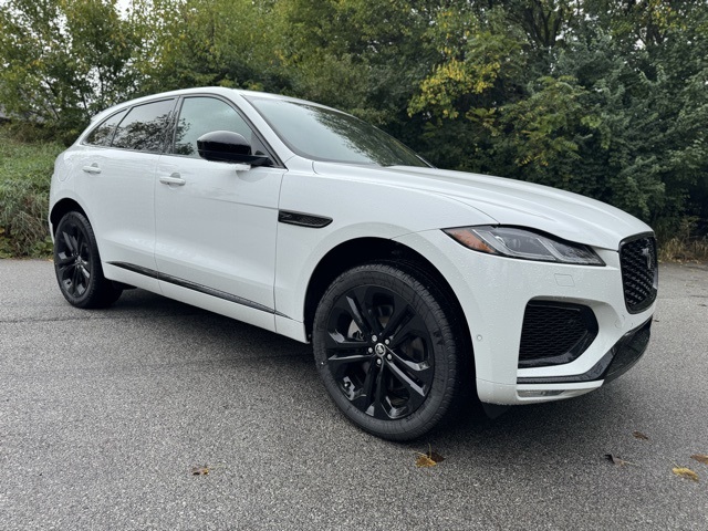 2026 Jaguar F-PACE P250 R-Dynamic S photo 3