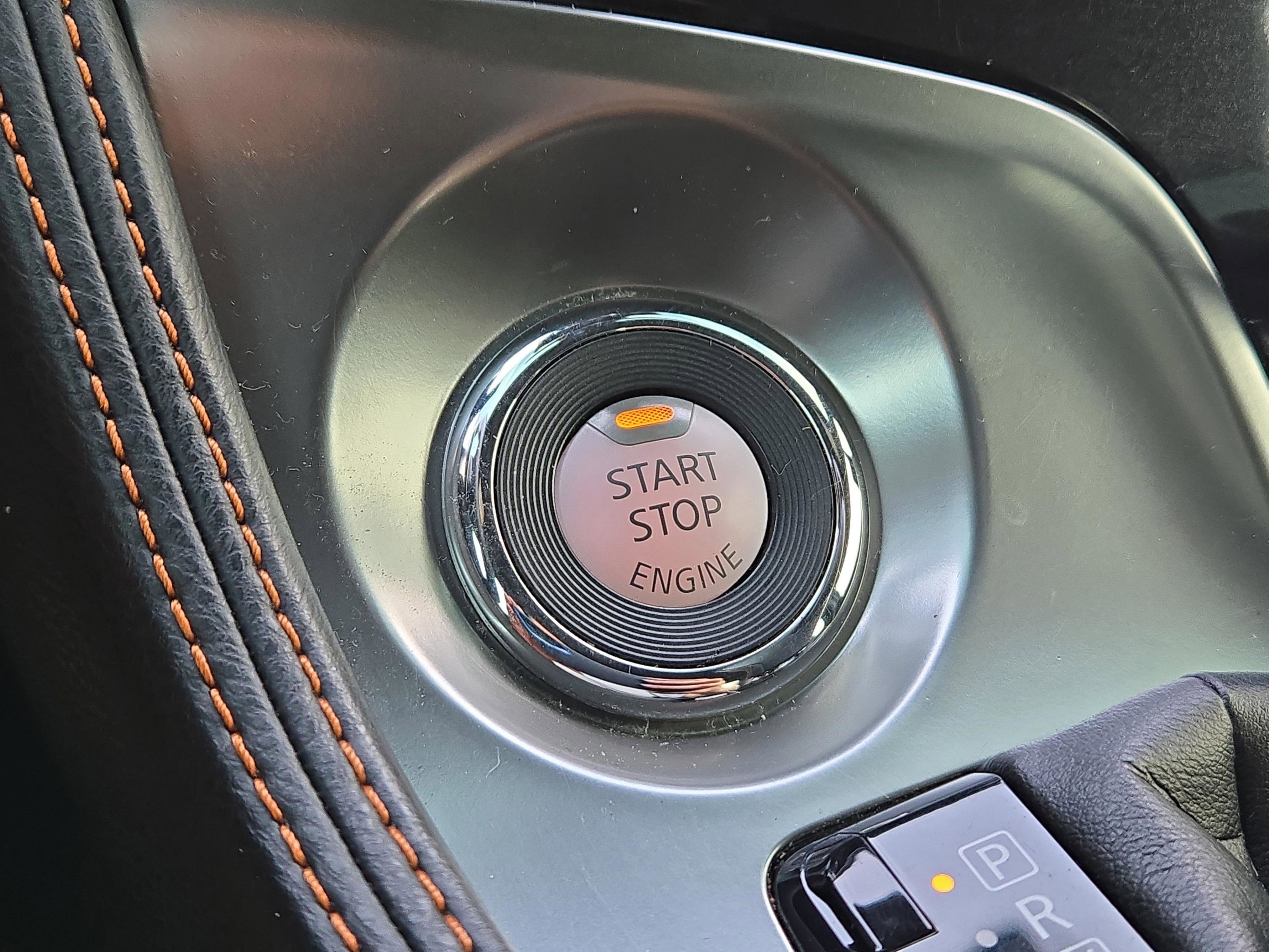2022 Nissan Maxima SR photo 24