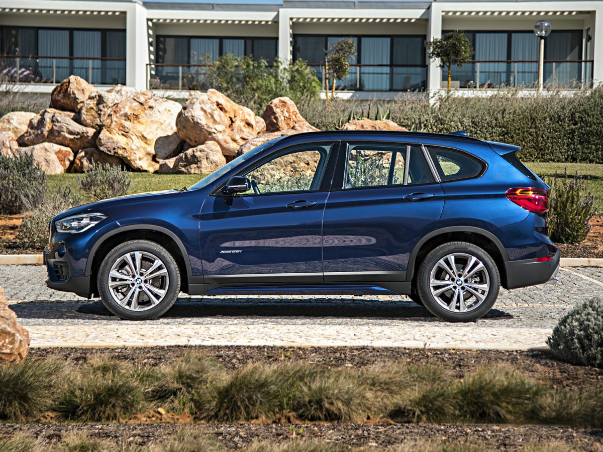 2016 BMW X1 28i