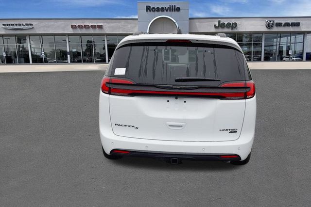 2026 Chrysler Pacifica Limited S Appearance photo 4