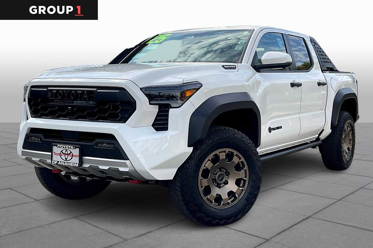 2025 Toyota Tacoma Trailhunter's photo