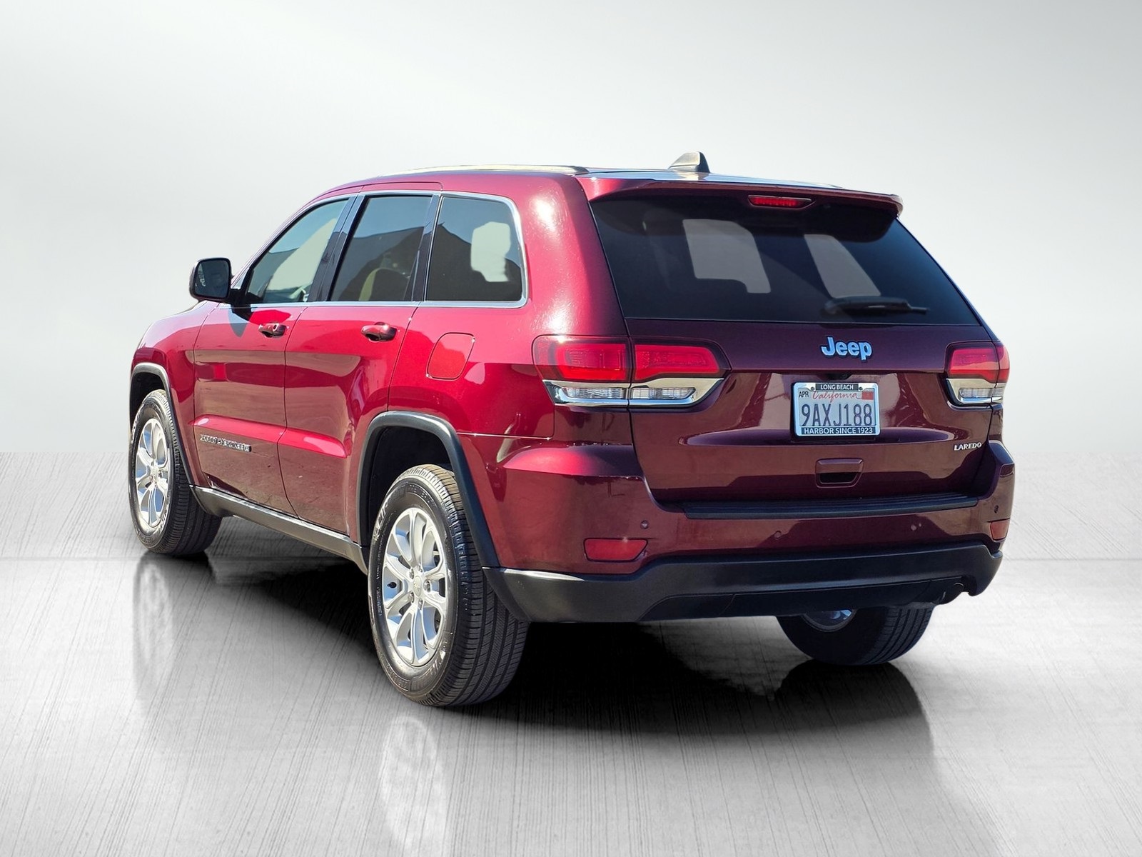 2022 Jeep Cherokee Laredo photo 3