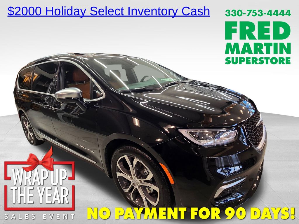 2026 Chrysler Pacifica Pinnacle's photo