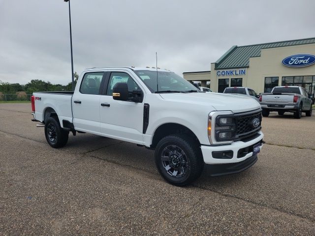 2026 Ford F-250 photo 17