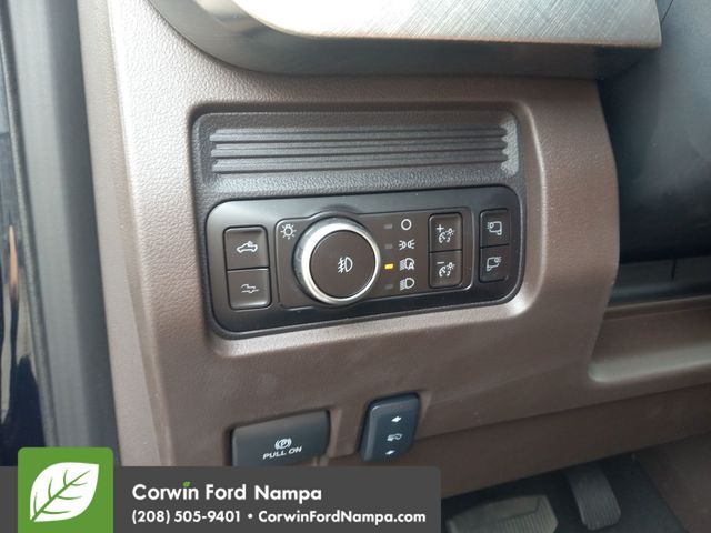 2025 Ford F-350 King Ranch photo 12