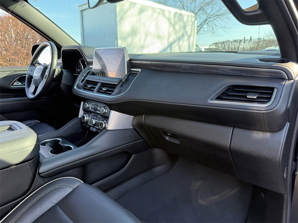 2021 GMC YUKON XL - Image 40