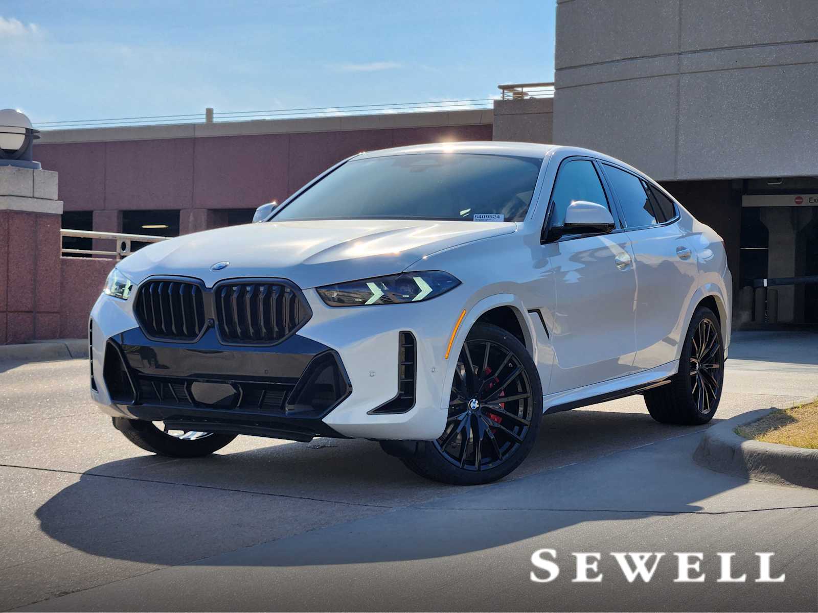 2026 BMW X6 40i's photo