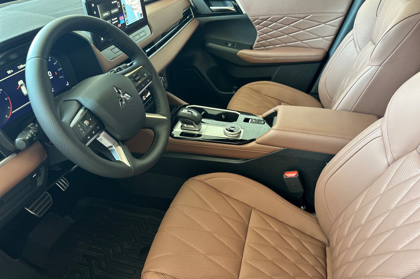 2025 Mitsubishi Outlander SEL photo 9
