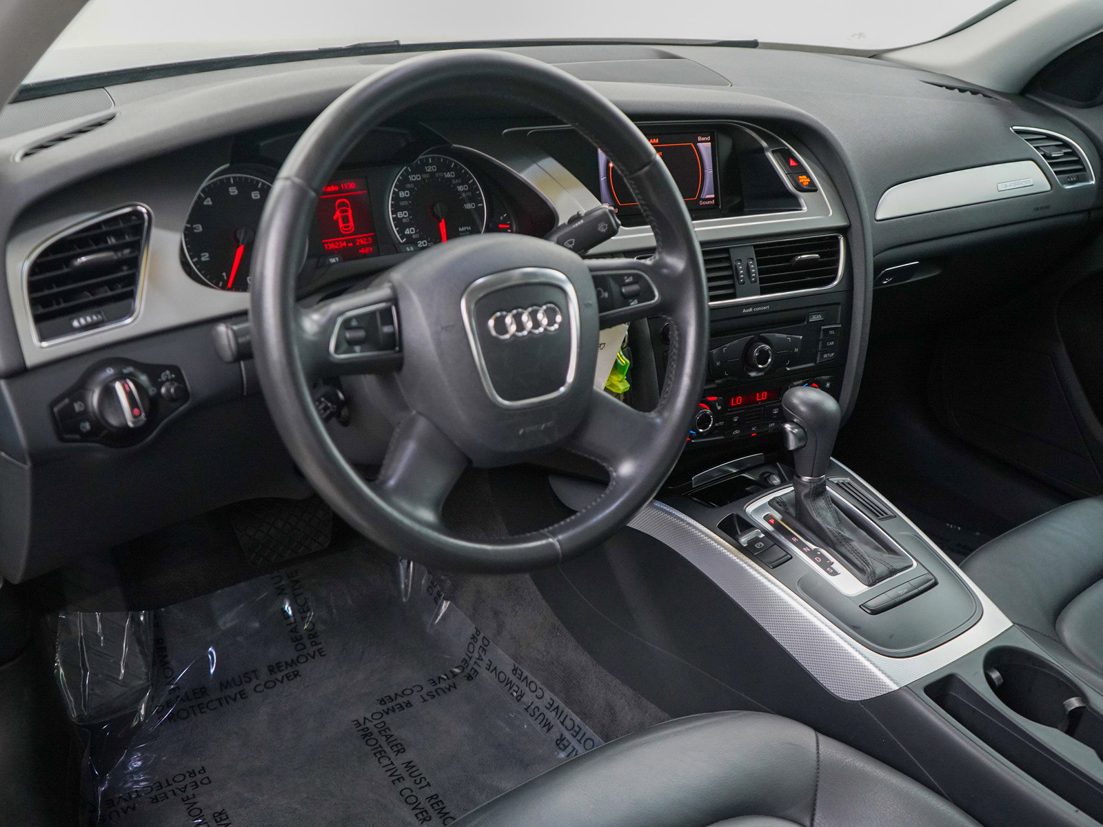 2011 Audi A4 2.0T Premium Plus photo 16