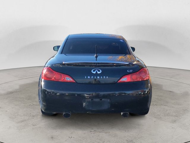 2010 Infiniti G37 Base photo 4