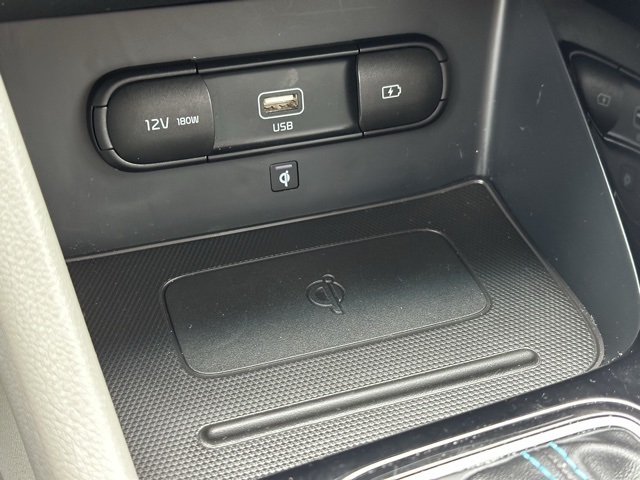 2020 Kia Niro Plug-In Hybrid EX photo 14
