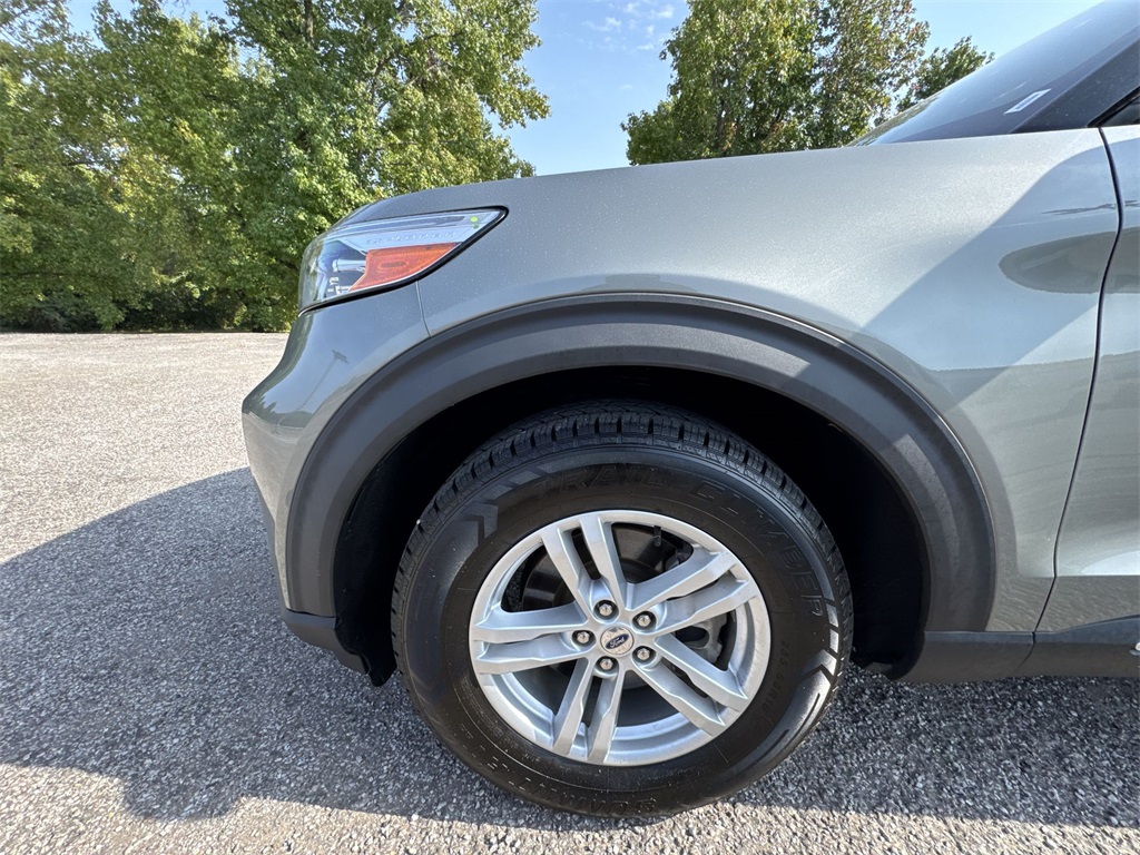 2020 Ford Explorer XLT photo 10
