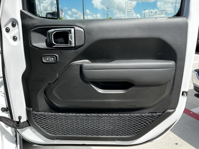 2025 Jeep Wrangler Rubicon photo 20