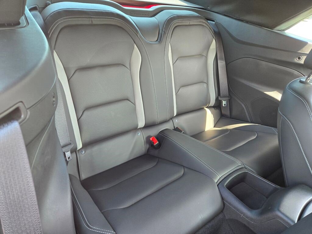 2023 Chevrolet Camaro 2LT photo 6