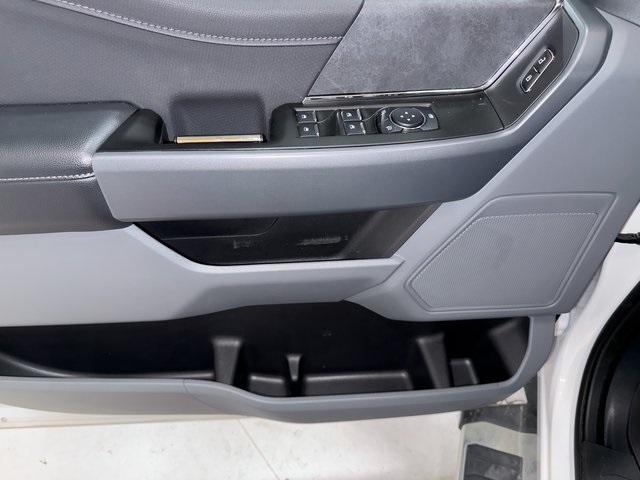 2024 Ford F-150 XLT photo 12