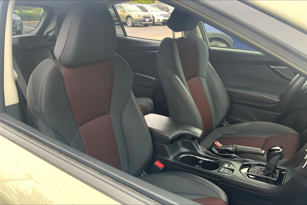 2023 Subaru Crosstrek Premium photo 4