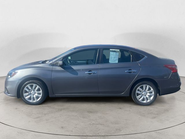2018 Nissan Sentra S photo 2