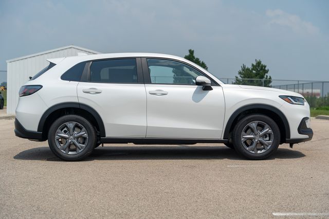 2026 Honda HR-V LX photo 7