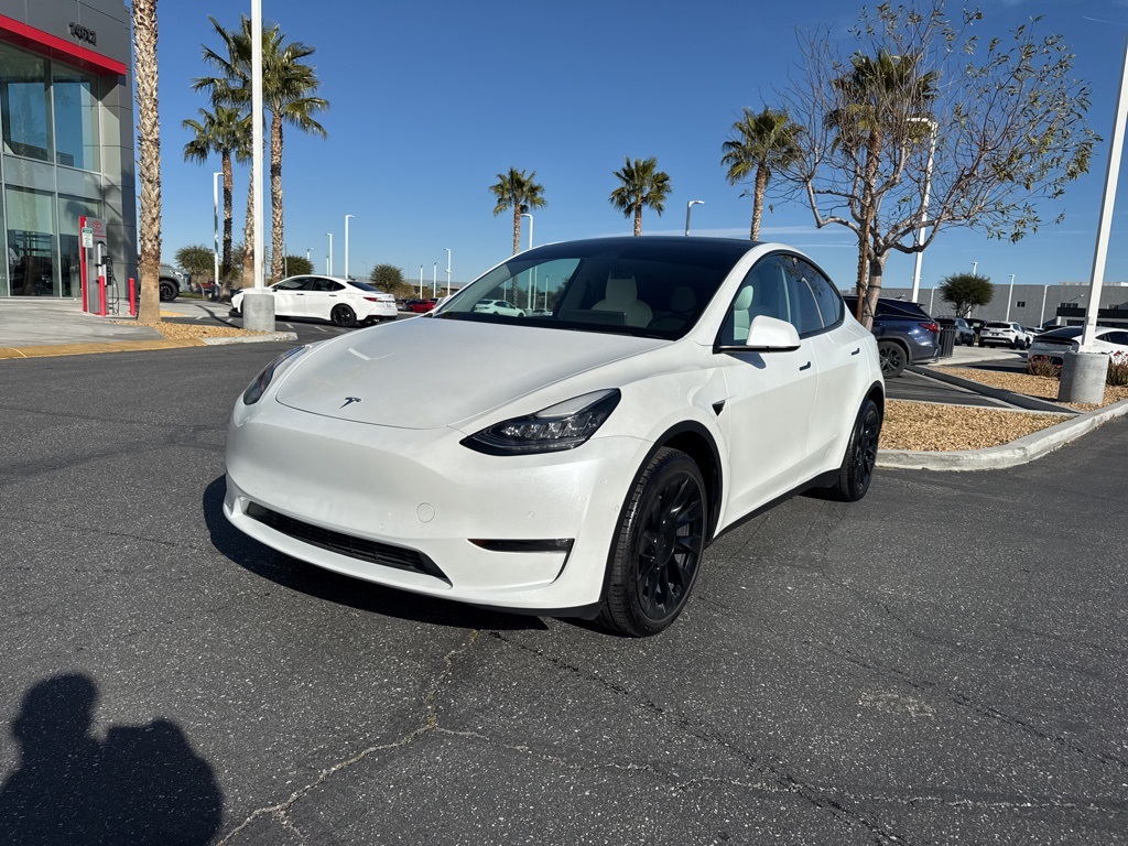 Used 2021 Tesla Model Y Long Range with VIN 5YJYGDEE5MF276577 for sale in Victorville, CA