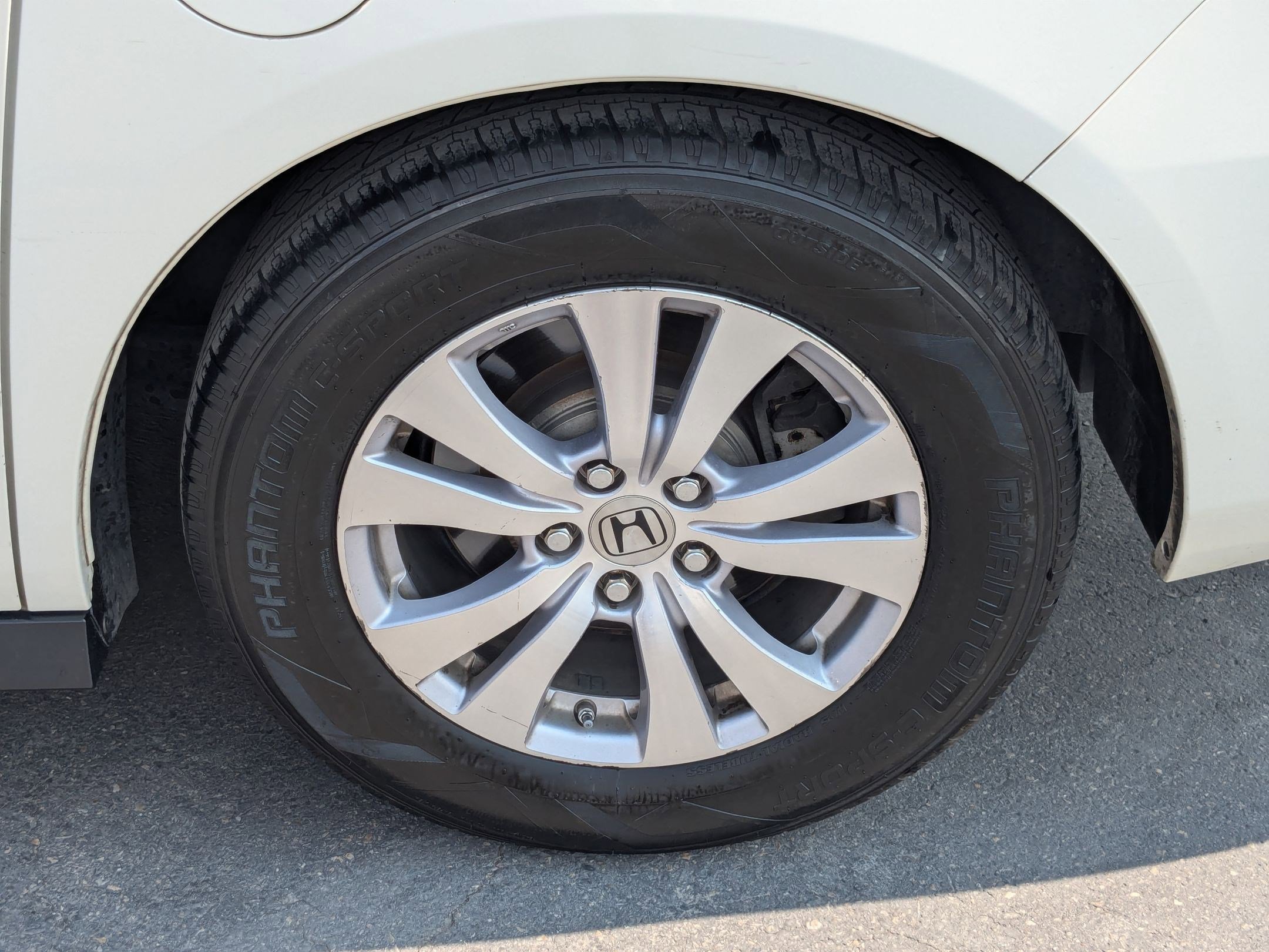 2015 Honda Odyssey EX-L photo 12