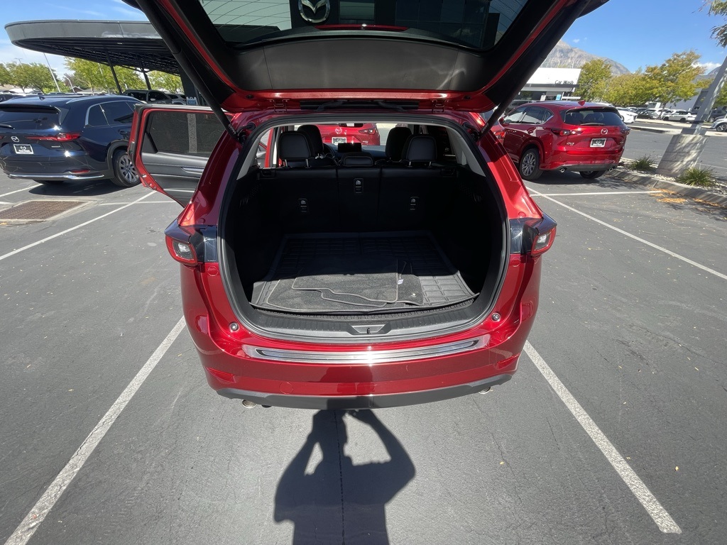 2024 Mazda CX-5 2.5 S Preferred photo 5