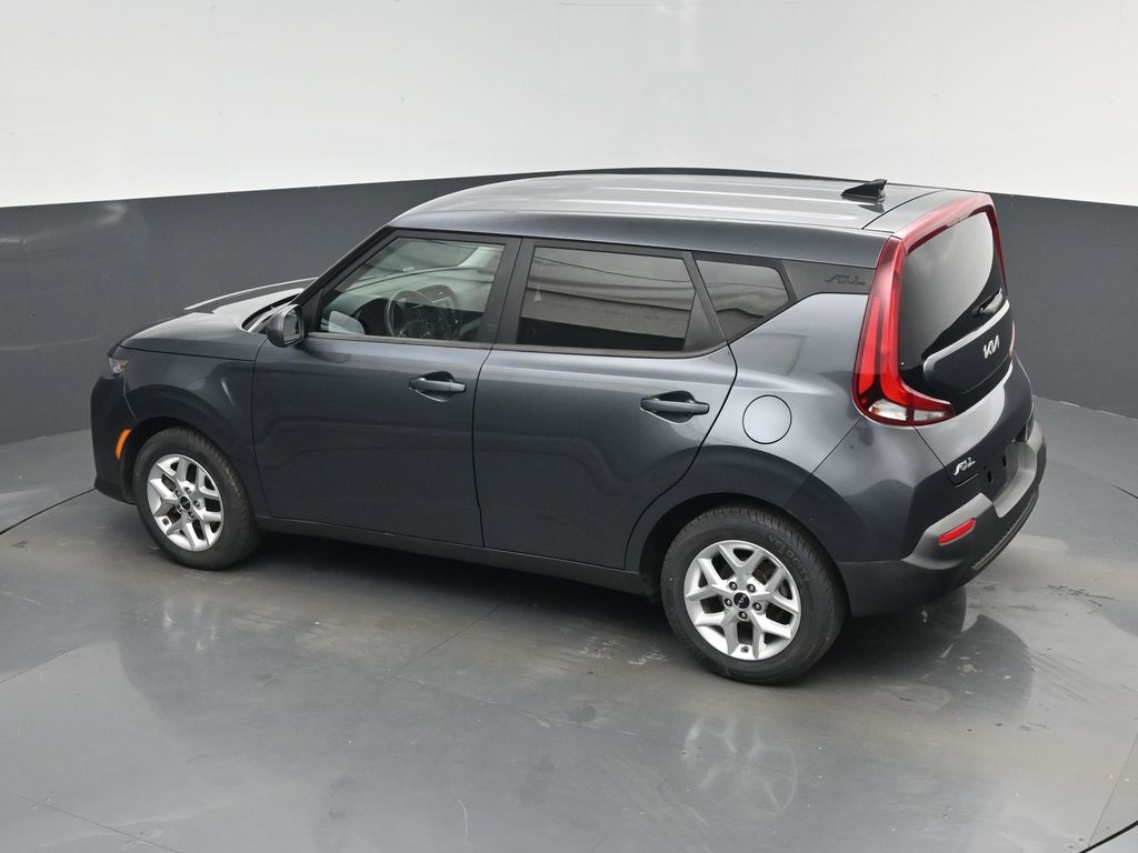 2022 Kia Soul LX photo 24