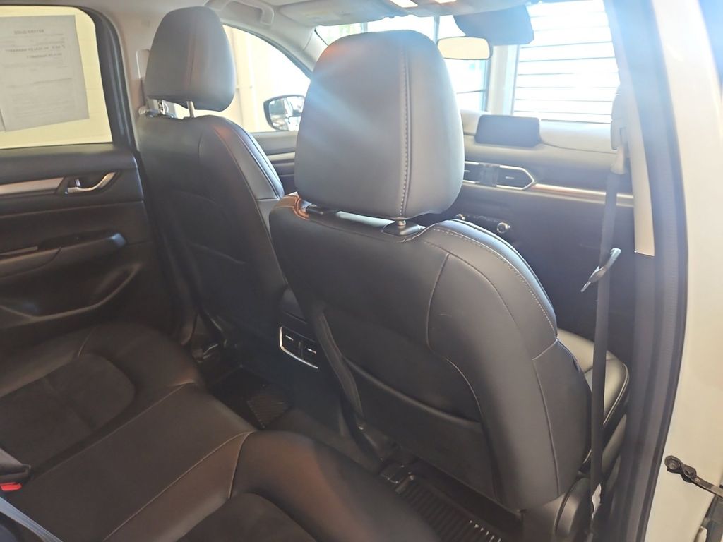 2018 Mazda CX-5 Touring photo 16
