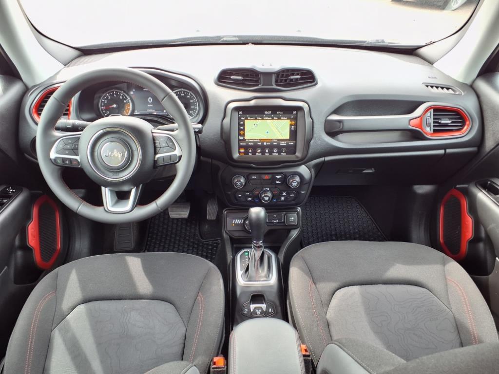 2023 Jeep Renegade Trailhawk photo 25