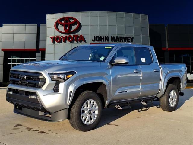 2025 Toyota Tacoma SR5's photo